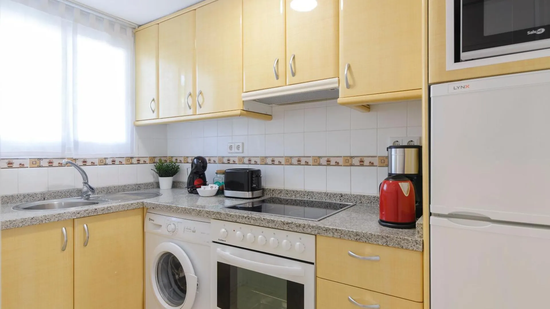 Imperator Sea Views Apartments Marbella