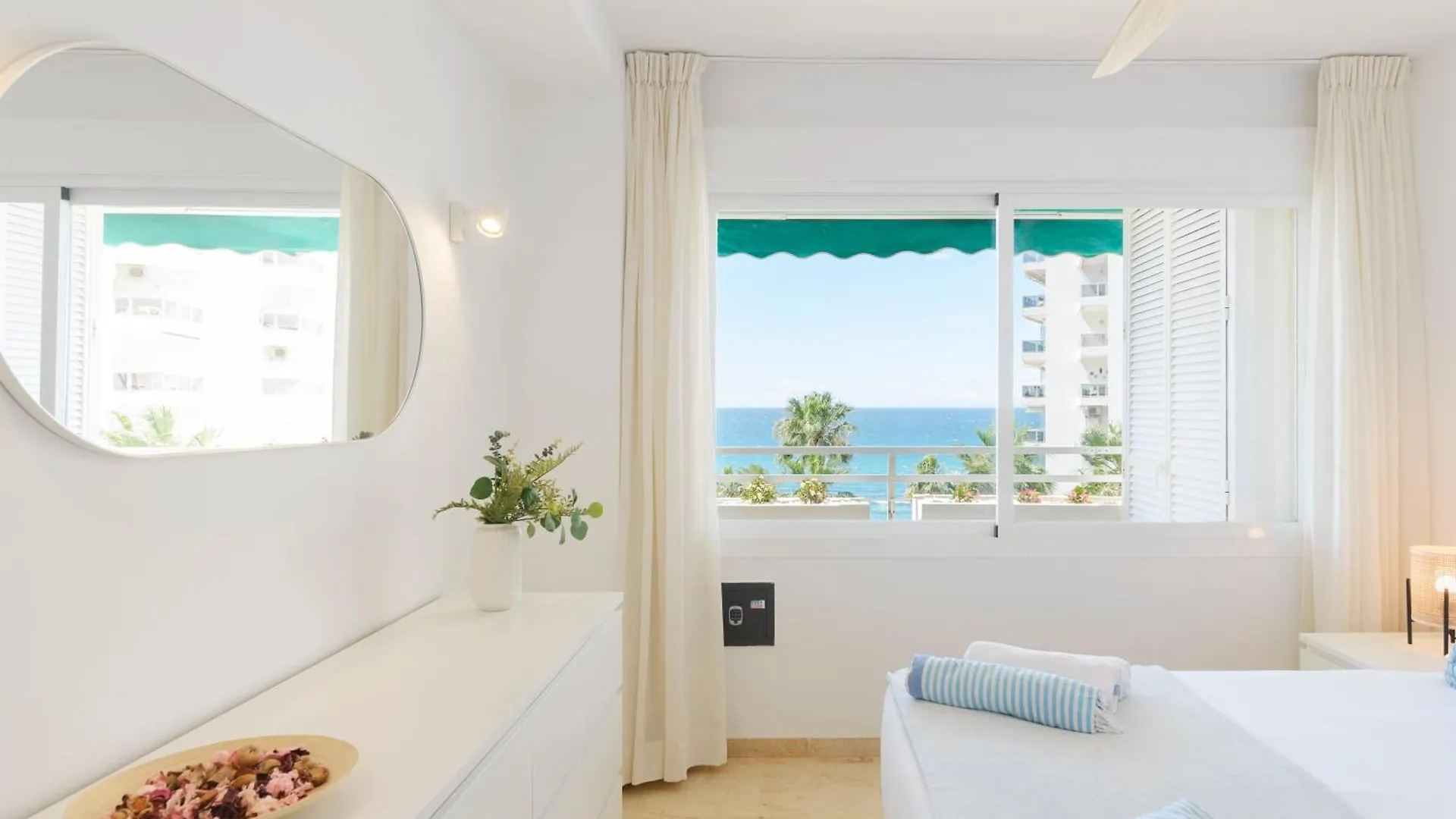Imperator Sea Views Apartments Marbella
